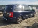 2014 Chrysler Town & Country Touring L