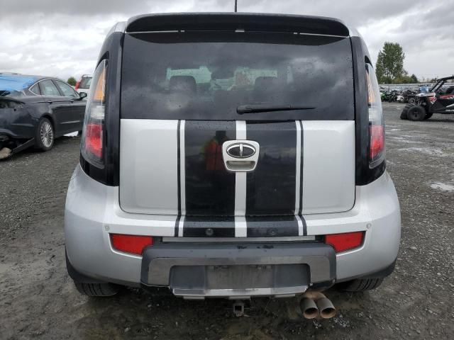 2010 KIA Soul +