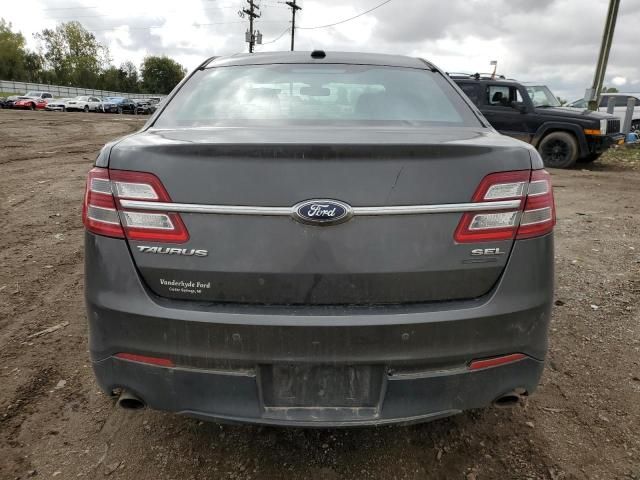 2017 Ford Taurus SEL