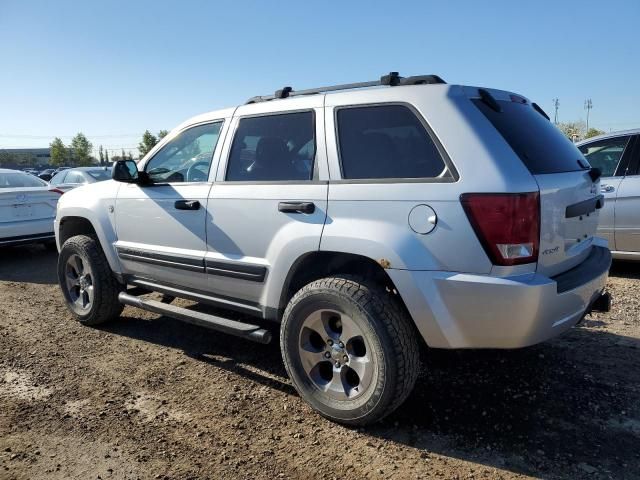 2005 Jeep Grand Cherokee Laredo