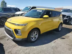 KIA Vehiculos salvage en venta: 2020 KIA Soul LX