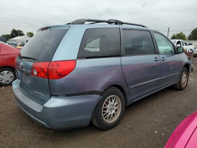 2008 Toyota Sienna CE