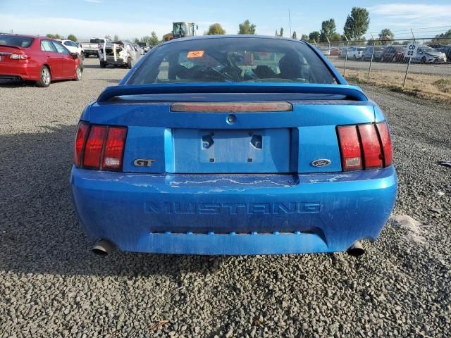 2000 Ford Mustang GT