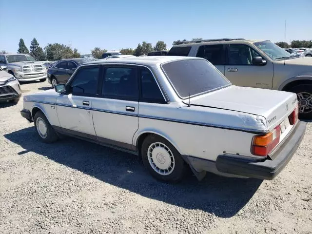 1990 Volvo 240 Base