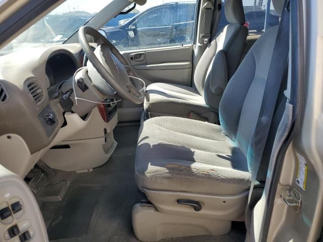 2005 Chrysler Town & Country