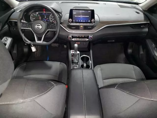 2024 Nissan Altima SV