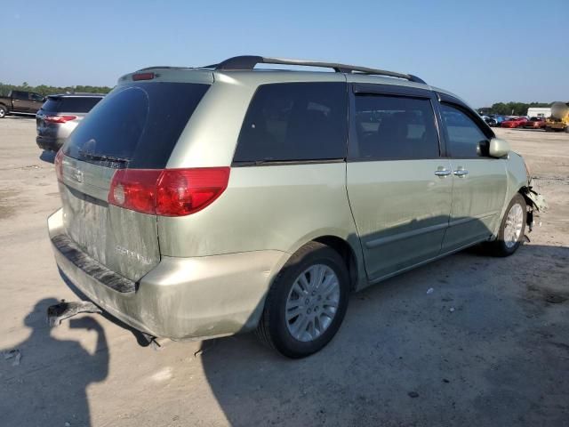 2007 Toyota Sienna XLE