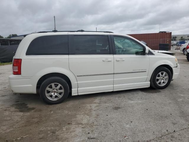 2009 Chrysler Town & Country Touring