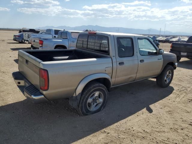 2000 Nissan Frontier Crew Cab XE