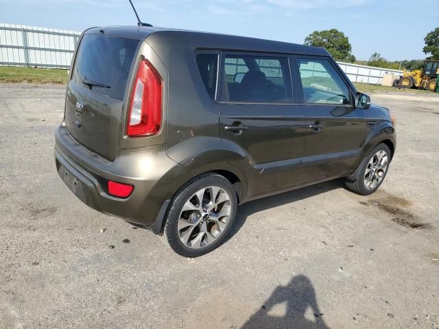 2013 KIA Soul +