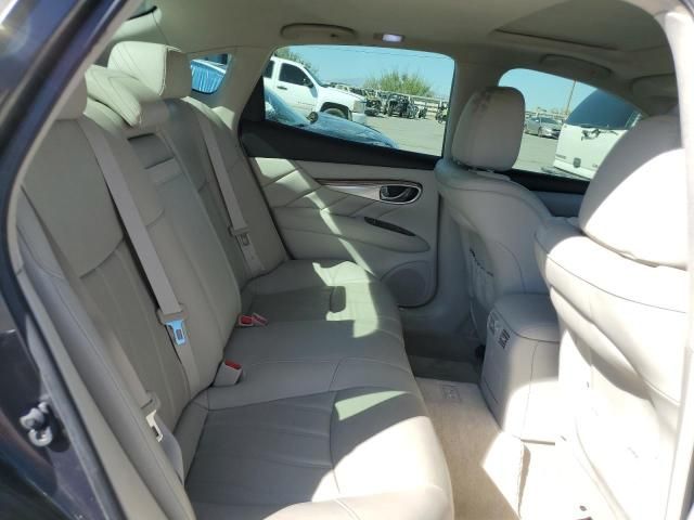 2013 Infiniti M37