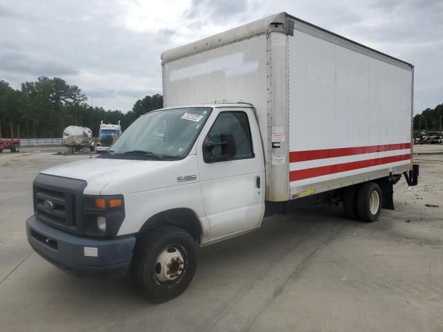 2017 Ford Econoline E350 Super Duty Cutaway Van