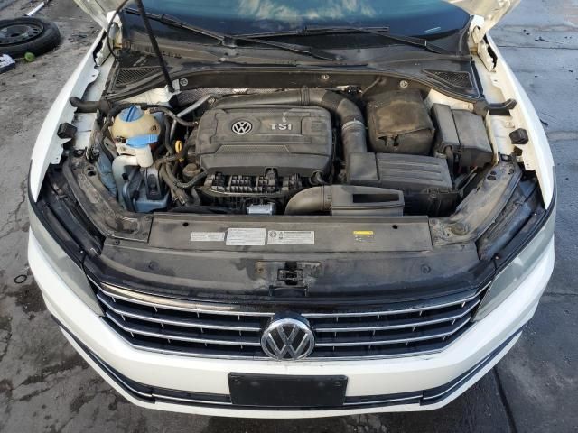 2016 Volkswagen Passat S