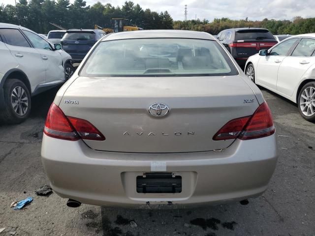 2008 Toyota Avalon XL