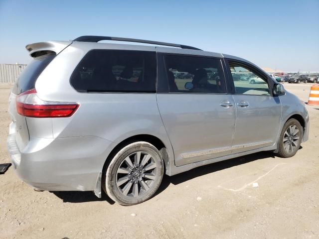 2019 Toyota Sienna XLE