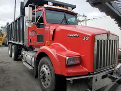 Salvage trucks for sale at Cahokia Heights, IL auction: 2003 Kenworth Construction T800