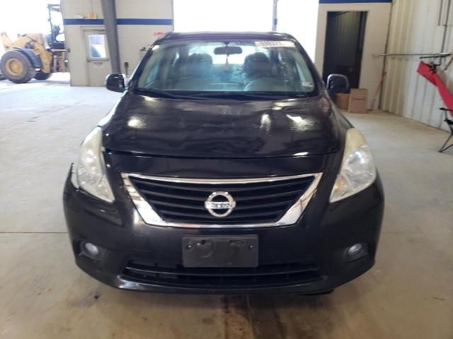 2013 Nissan Versa S