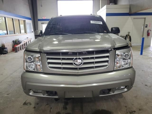 2003 Cadillac Escalade Luxury