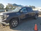 2024 GMC Sierra K1500 SLT