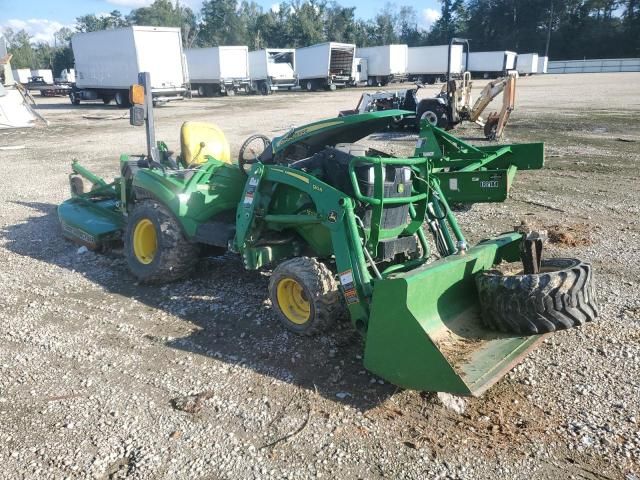 2018 John Deere 7200