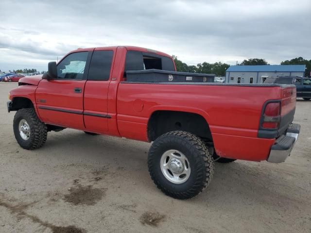 2000 Dodge RAM 2500