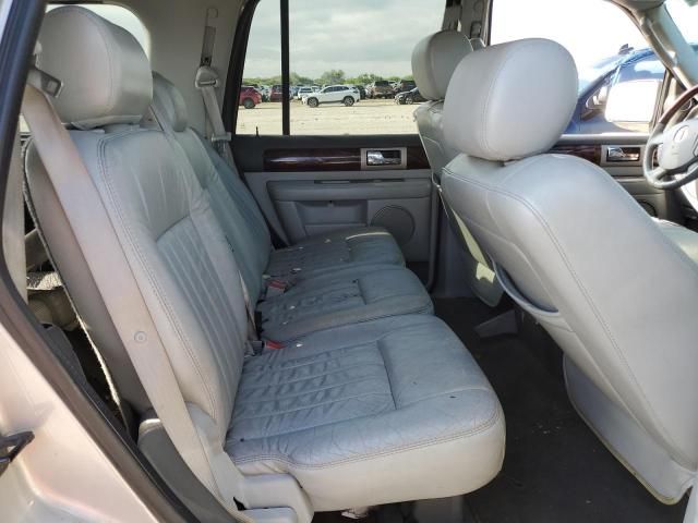 2005 Lincoln Navigator