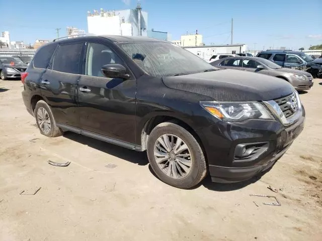 2020 Nissan Pathfinder SV