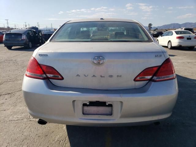 2010 Toyota Avalon XL