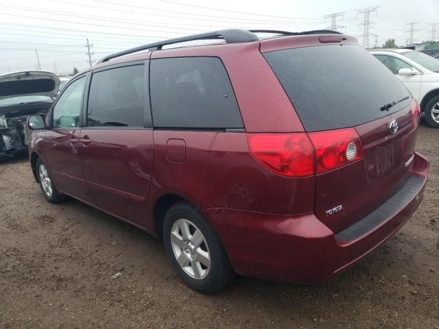 2007 Toyota Sienna XLE