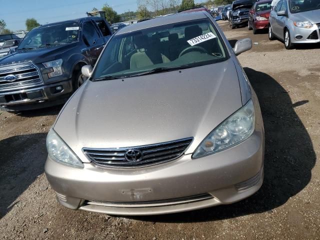 2005 Toyota Camry LE