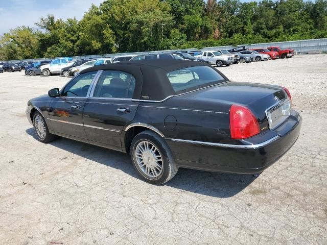 2008 Lincoln Town Car Signature Limited