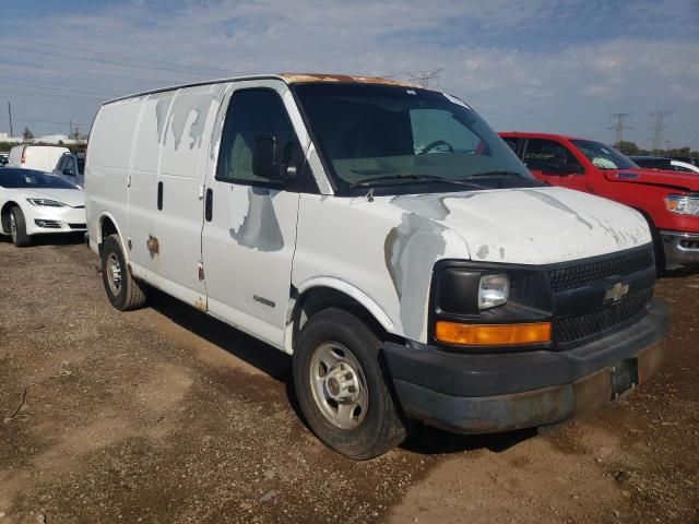 2004 Chevrolet Express G2500