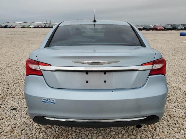 2013 Chrysler 200 Touring