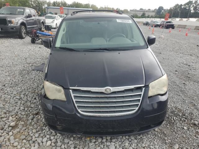 2010 Chrysler Town & Country Touring