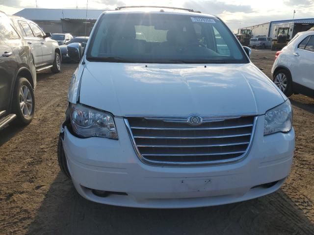 2008 Chrysler Town & Country Touring