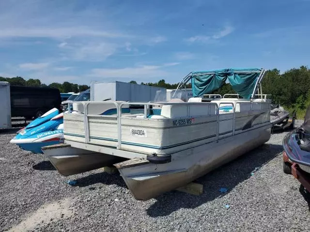 1997 Lowe Boat