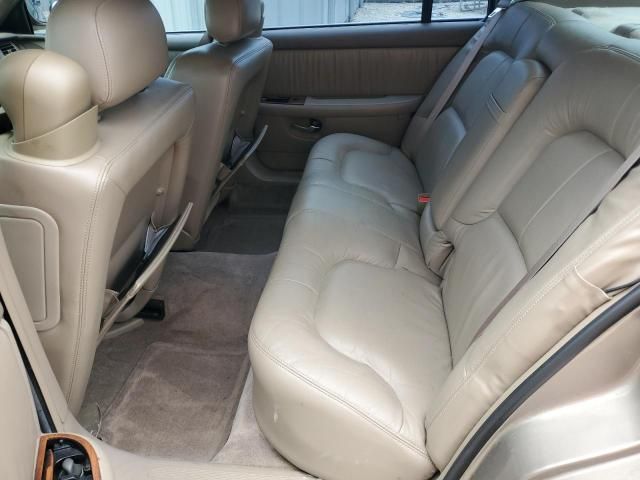 2001 Buick Park Avenue