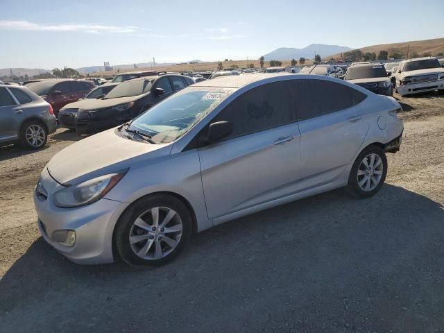 2013 Hyundai Accent GLS