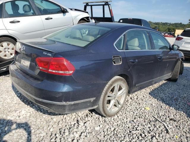 2013 Volkswagen Passat SEL