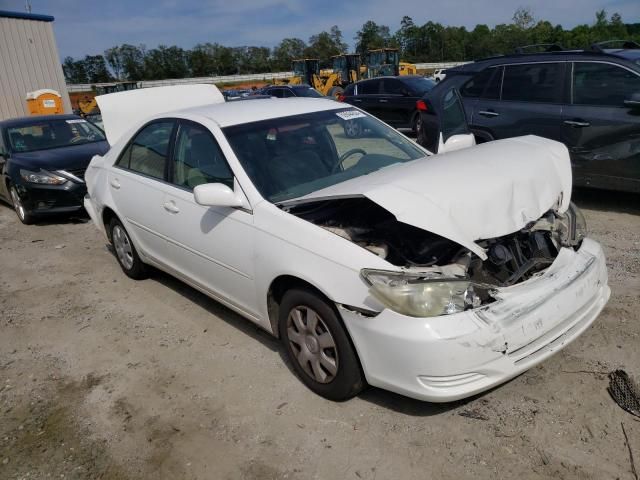 2004 Toyota Camry LE