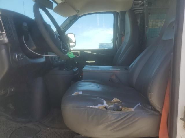 2013 Chevrolet Express G2500