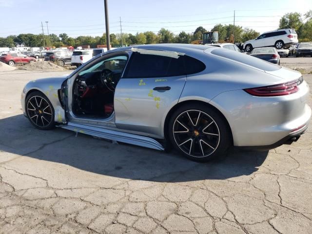 2018 Porsche Panamera 4S