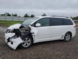 Carros salvage sin ofertas aún a la venta en subasta: 2011 Toyota Sienna LE