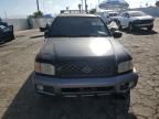 2000 Nissan Pathfinder LE