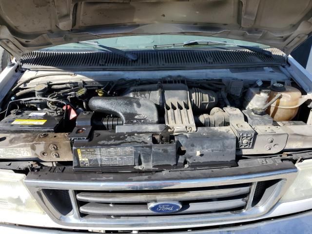 2007 Ford Econoline E350 Super Duty Cutaway Van