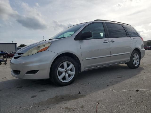 2006 Toyota Sienna CE