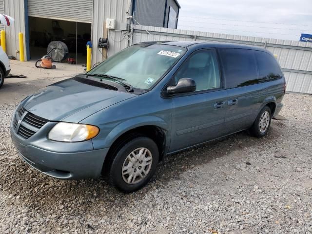 2005 Dodge Grand Caravan SE