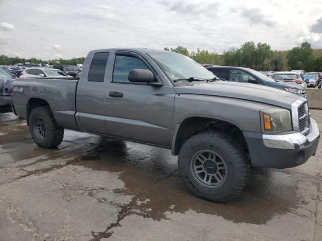 2005 Dodge Dakota SLT