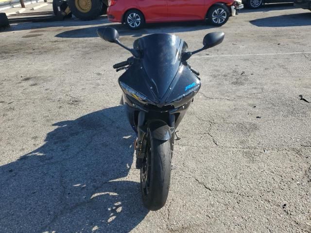 2005 Yamaha YZFR6 L