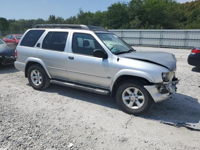 2004 Nissan Pathfinder LE